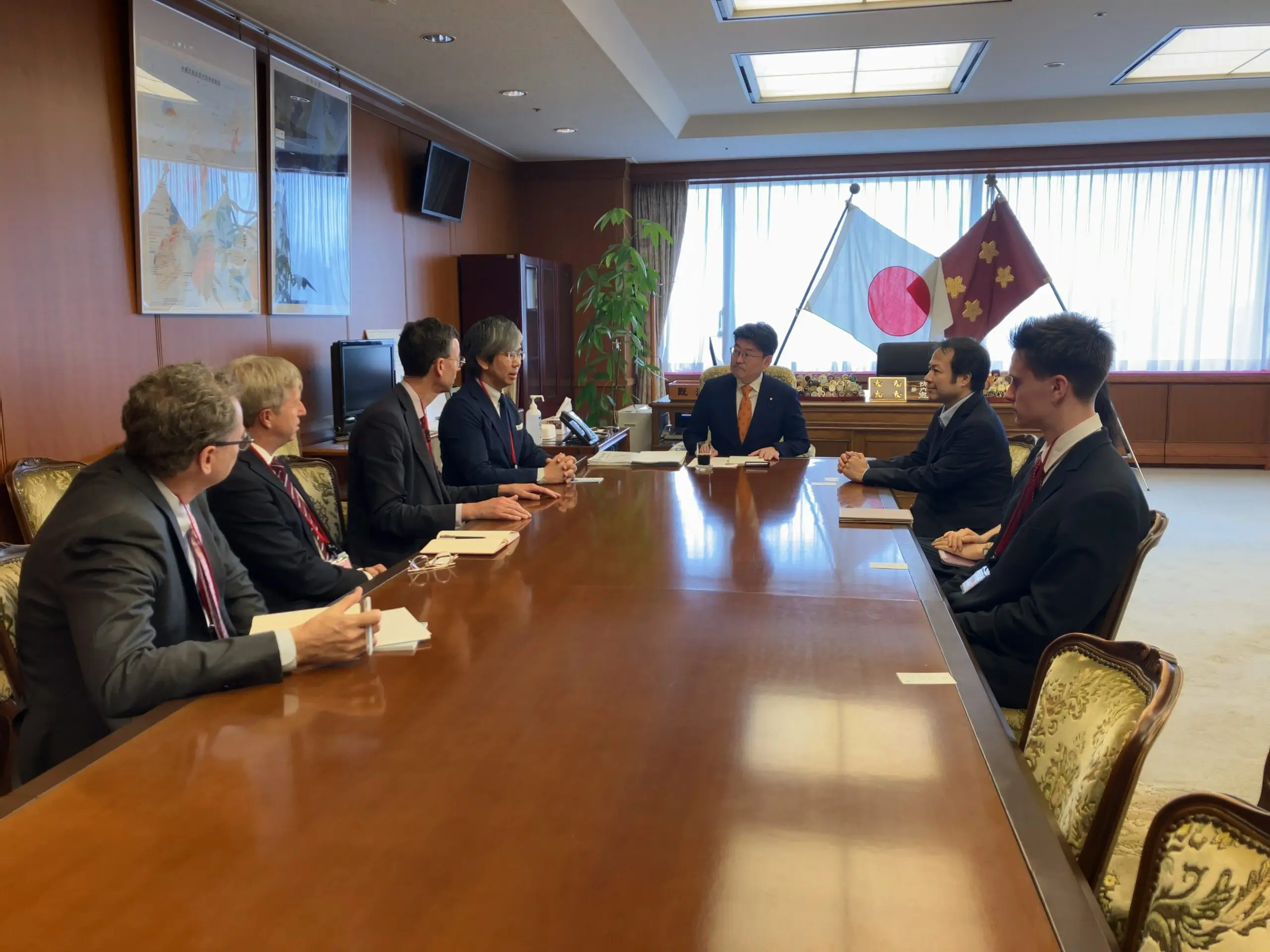 [Activity Report] Courtesy Visit to State Minister of Defense Makoto Oniki